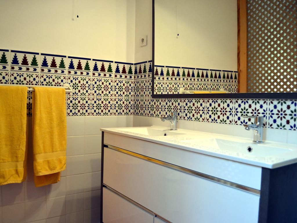 Locations de Vacances Les Flachères  Dieulefit Chambre photo